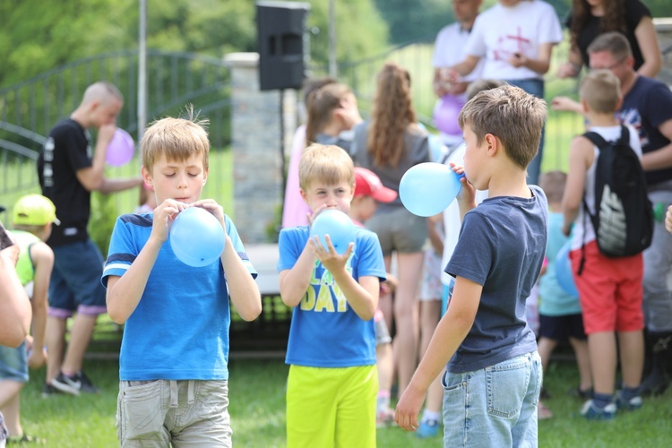 3. Parafialny Piknik Rodzinny przy kościele Bożego Miłosierdzia w Cieszynie-Kalembicach - 2019