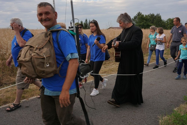 Pielgrzymka z Łagiewnik do Stoszowa