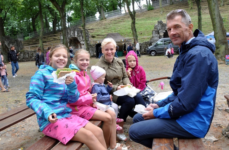 Pielgrzymka Dzieci na Górę Świętej Anny