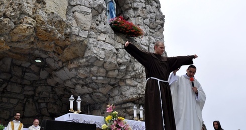 Dzieci na Górze Świętej Anny