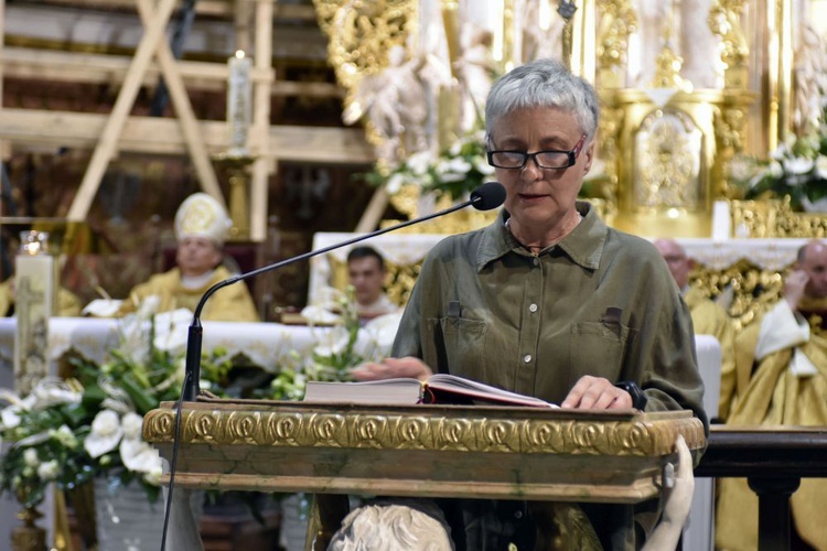 Odpust w sanktuarium Strażniczki Wiary Świętej w Bardzie Śląskim