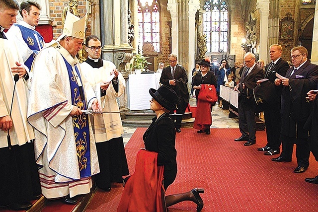 Abp Józef Kupny powołał do istnienia w 2018 r. Rycerski Zakon Korony Polskiej św. Kazimierza Królewicza. Jest jego zwierzchnikiem apostolskim.