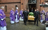 Miłość to nieśmiertelność. Pogrzeb klaryski z klasztoru w Słupsku
