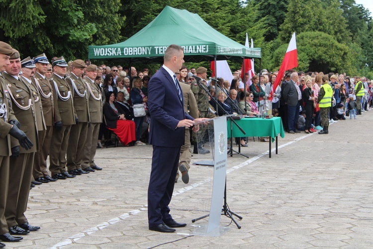 Święto terytorialsów w Ciechanowie