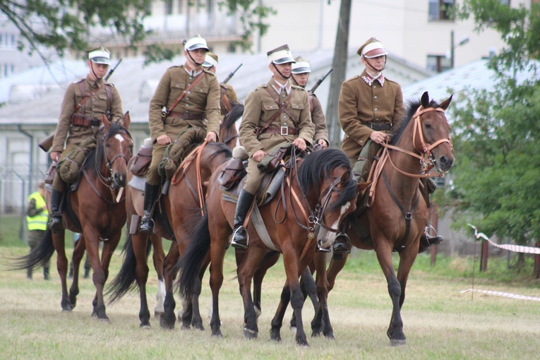 Święto terytorialsów w Ciechanowie