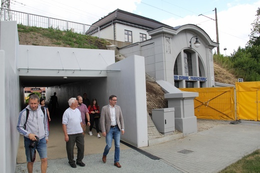 Rybnik. Prezentacja rowerowych centrów przesiadkowych