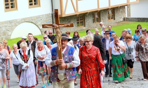 Krzyż na Giewoncie ma brata w Szczawnicy