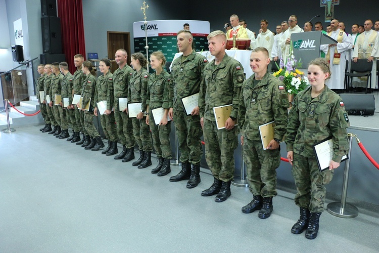 Msza święta w przeddzień promocji oficerskiej na Akademii Wojsk Lądowych