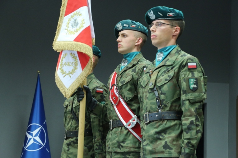 Msza święta w przeddzień promocji oficerskiej na Akademii Wojsk Lądowych