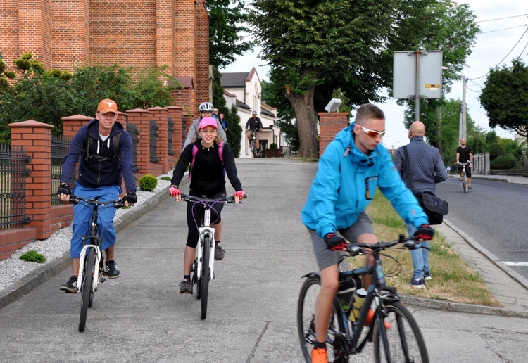 Pielgrzymka rowerowa z Cyprzanowa na Jasną Górę