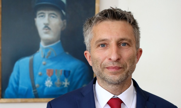 Himalaista Piotr Tomala odebrał francuską Legię Honorową