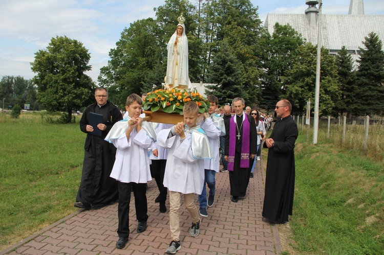 Tęgoborze. Poświęcenie kaplicy pw. Bożego Miłosierdzia