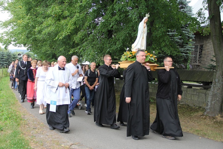 Tęgoborze. Poświęcenie kaplicy pw. Bożego Miłosierdzia