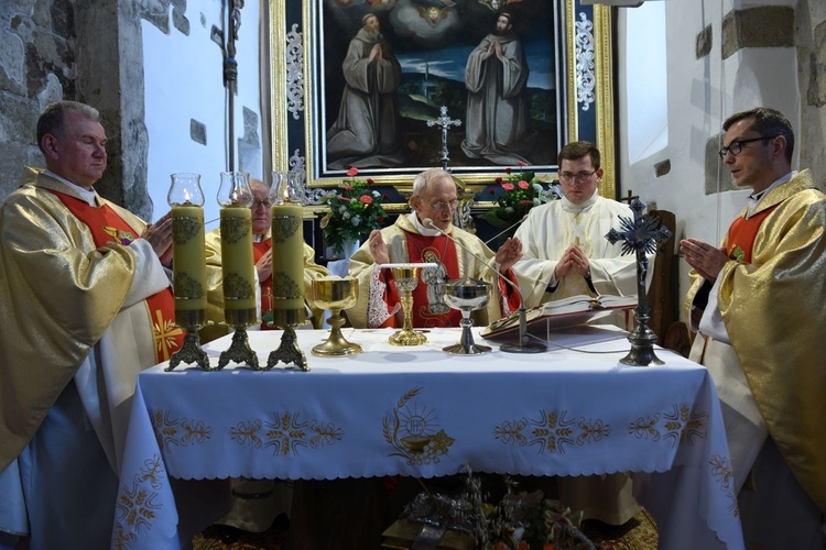 Mszy św. przewodniczył bp Władysław Bobowski.