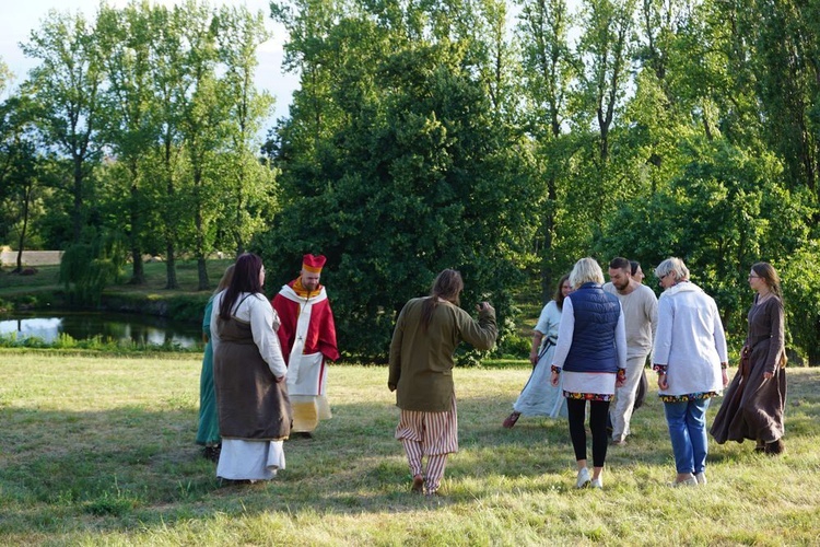 Jarmark średniowieczny w Wierzbnej