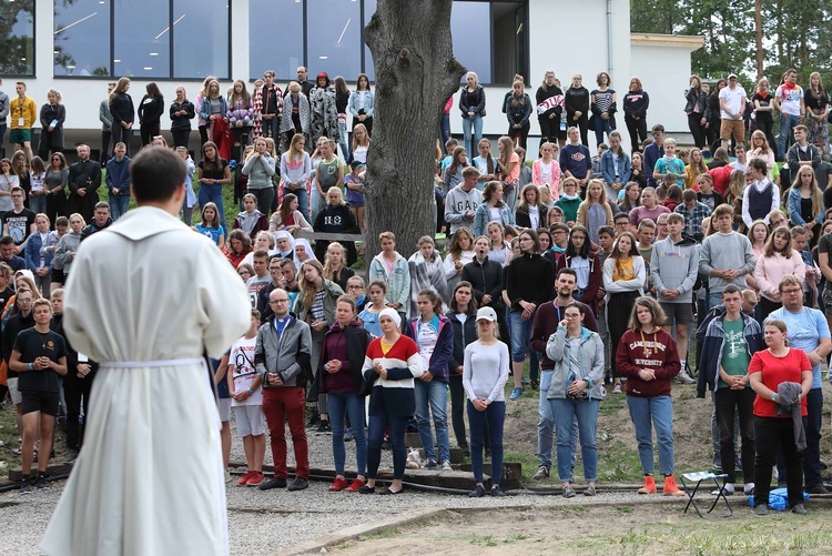 Festiwal Życia w Kokotku. Wielki ogień nad lasem.