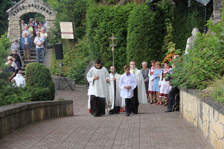 Uroczystość Matki Bożej Szkaplerznej w klasztorze karmelitańskim w Czernej