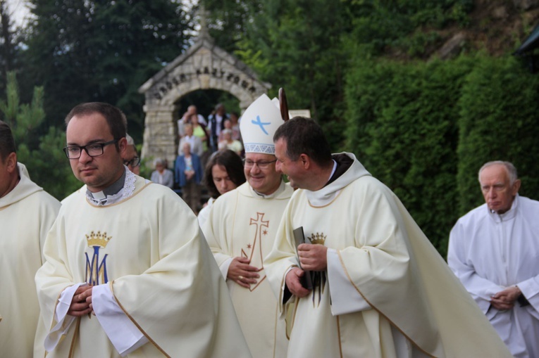 Uroczystość Matki Bożej Szkaplerznej w klasztorze karmelitańskim w Czernej