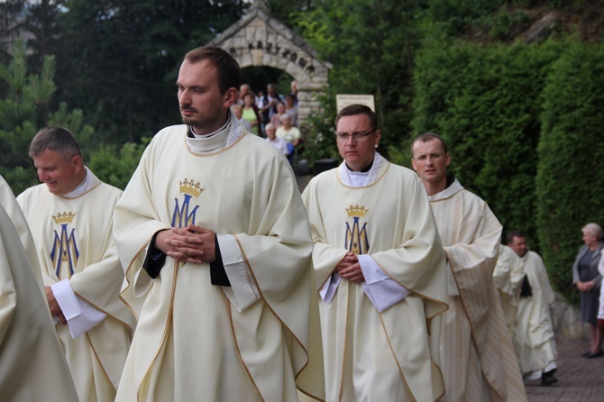 Uroczystość Matki Bożej Szkaplerznej w klasztorze karmelitańskim w Czernej