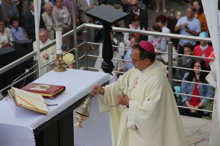 Uroczystość Matki Bożej Szkaplerznej w klasztorze karmelitańskim w Czernej