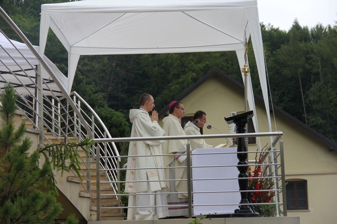 Uroczystość Matki Bożej Szkaplerznej w klasztorze karmelitańskim w Czernej