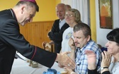 Bp Roman Pindel z chorymi w Polance Górnej - 2019
