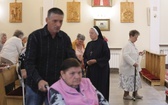 Bp Roman Pindel z chorymi w Polance Górnej - 2019