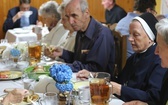 Bp Roman Pindel z chorymi w Polance Górnej - 2019