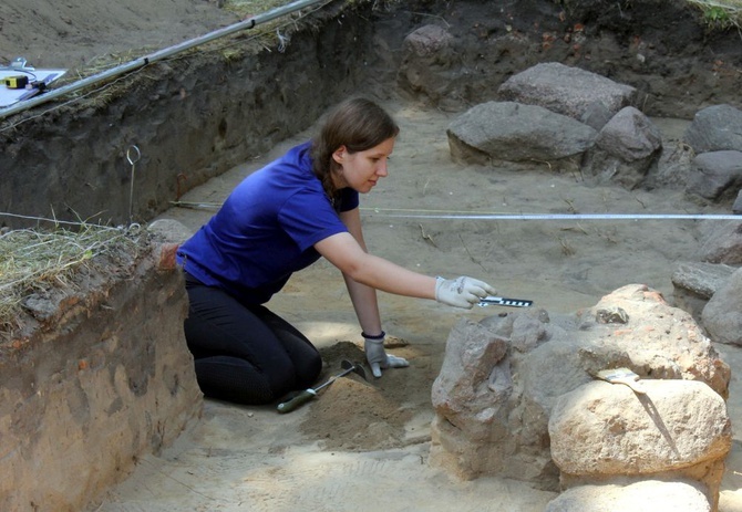 Prace archeologiczne w Czechowicach   