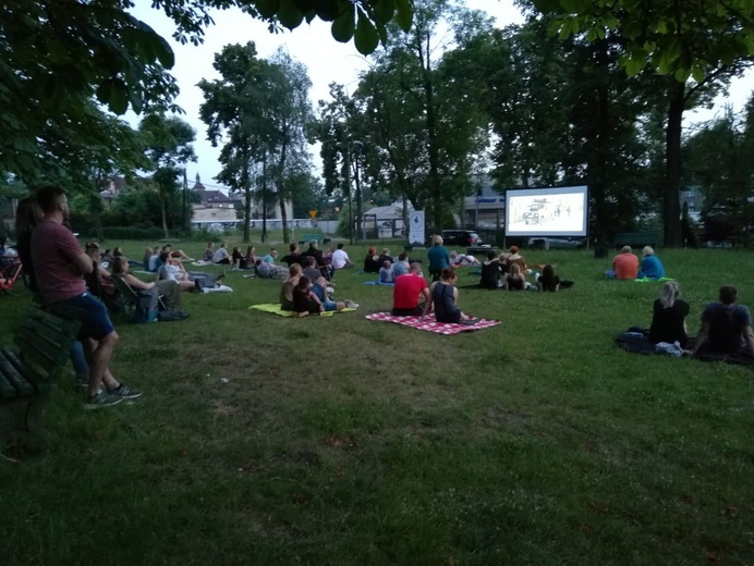 Śląskie: kina plenerowe biją rekordy popularności 