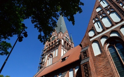Lekcja muzealna na wieży kościoła Mariackiego w Szczecinku