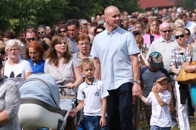 Droga Krzyżowa w Wał Rudzie