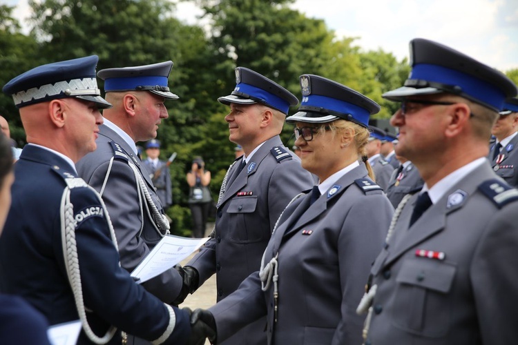 Wojeówdzkie Święto Policji na Świętym Krzyżu