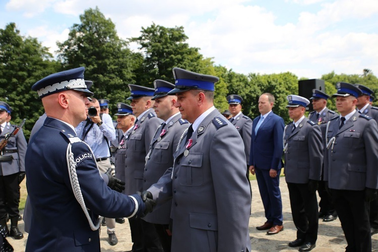 Wojeówdzkie Święto Policji na Świętym Krzyżu