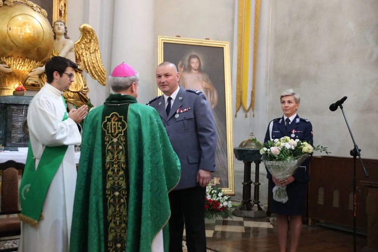 Wojeówdzkie Święto Policji na Świętym Krzyżu