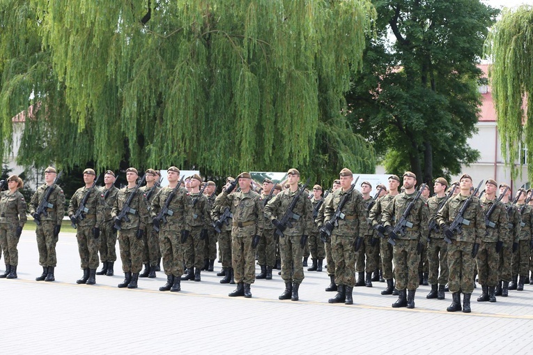 Przysięga żołnierzy WOT