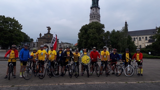 Z Szydłowca do Częstochowy