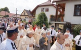 Procesja z relikwiami św. Szymona oraz św. Urszuli i bł. Teresy Ledóchowskich.