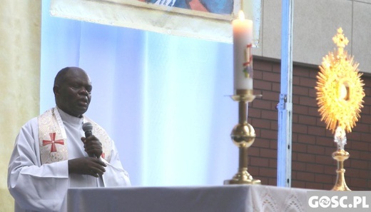 Rekolekcje z o. Johnem Bashoborą 