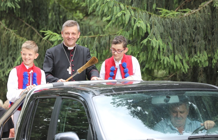 Pielgrzymka kierowców i poświęcenie samochodów w Rychwałdzie - 2019