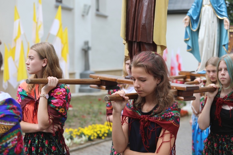 Pielgrzymka kierowców i poświęcenie samochodów w Rychwałdzie - 2019