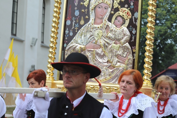 Pielgrzymka kierowców i poświęcenie samochodów w Rychwałdzie - 2019