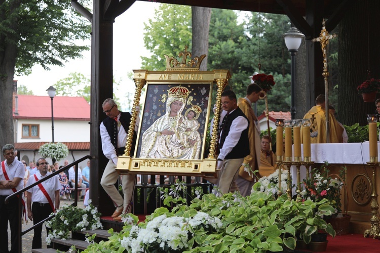 Pielgrzymka kierowców i poświęcenie samochodów w Rychwałdzie - 2019