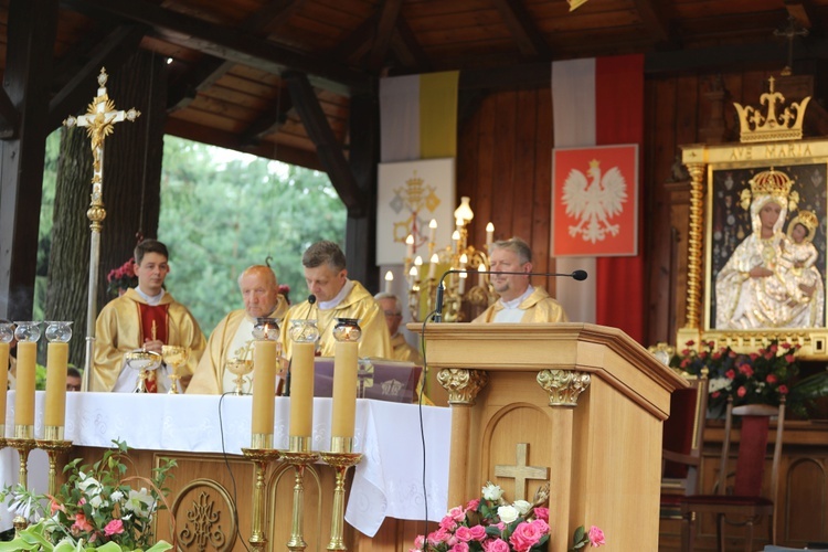 Pielgrzymka kierowców i poświęcenie samochodów w Rychwałdzie - 2019