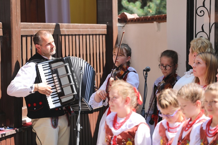 Pielgrzymka kierowców i poświęcenie samochodów w Rychwałdzie - 2019