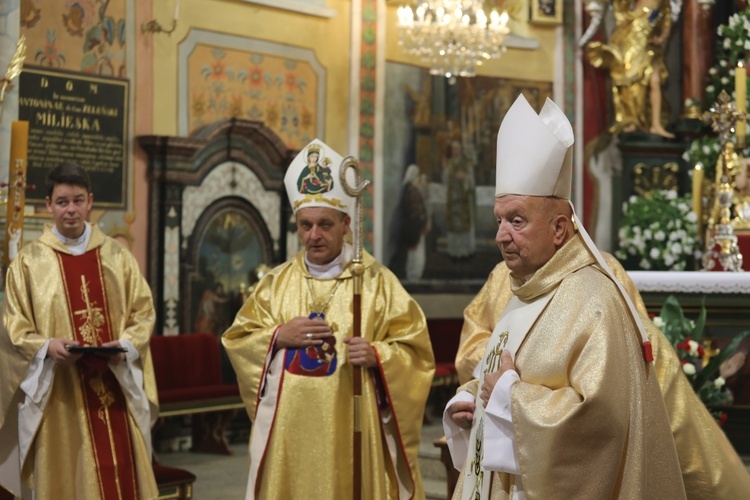 Pielgrzymka kierowców i poświęcenie samochodów w Rychwałdzie - 2019