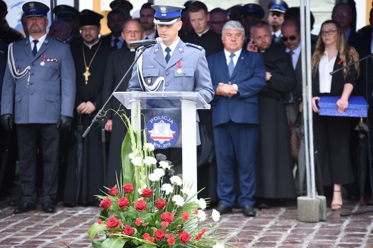 100 lat Policji