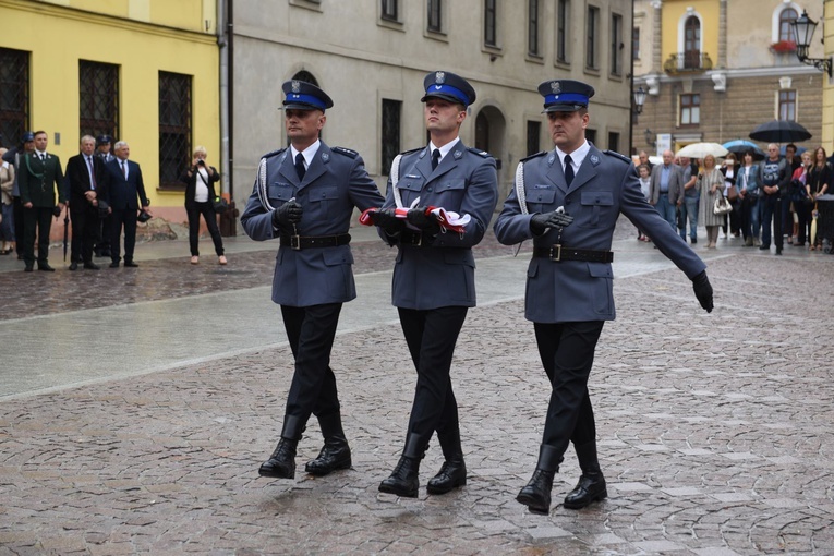 100 lat Policji