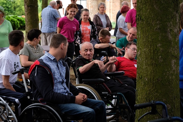 Wczasorekolekcje w Dąbrowicy