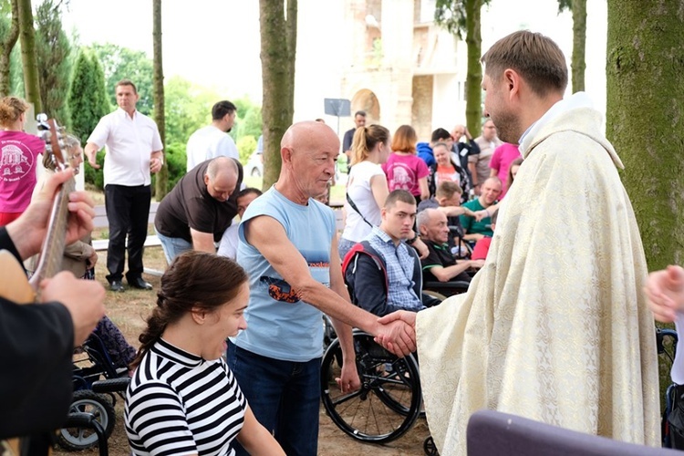 Wczasorekolekcje w Dąbrowicy